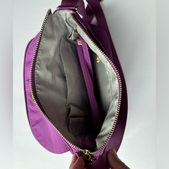 Baggallini Calais crossbody - Picture 4 of 4